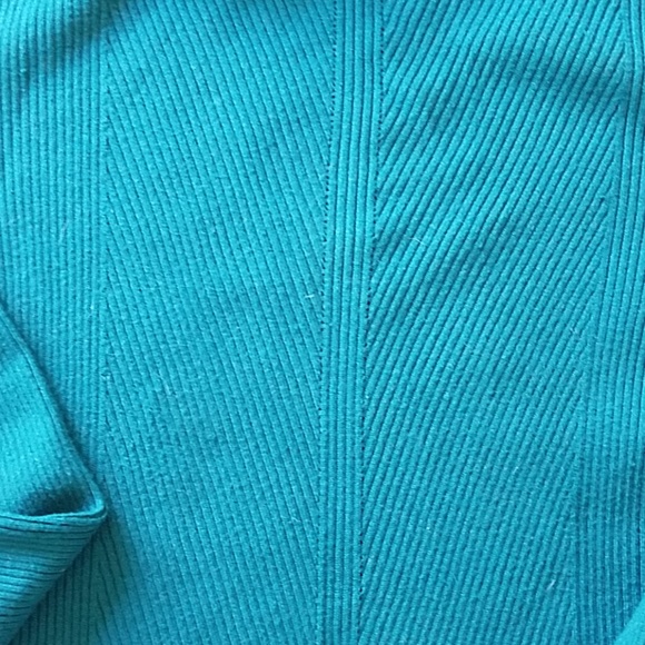 Sweater - Picture 4 of 4